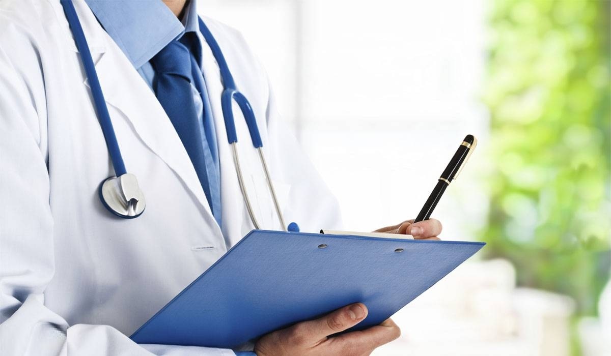 في هذه الحالة ، يمكن للموظف أخذ إجازة مرضية وفقًا لقانون العمل في المملكة العربية السعودية
